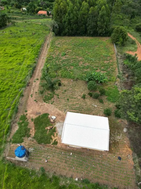 Foto 6 de Chácara à venda em Desterro De Entre Rios - MG