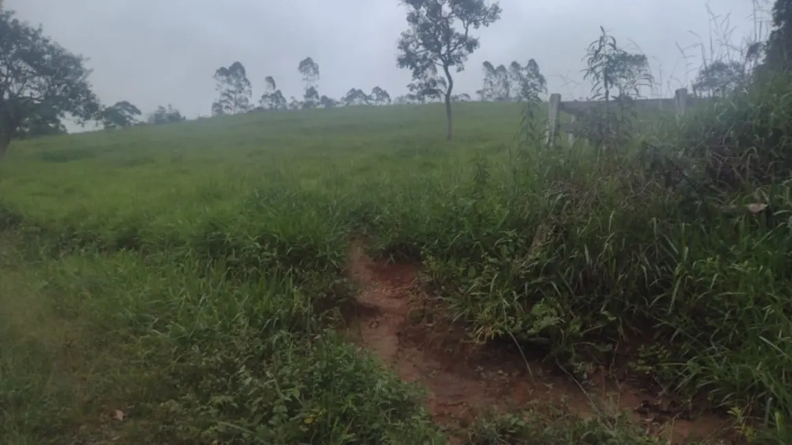 Foto 2 de Sítio / Rancho à venda em Desterro De Entre Rios - MG