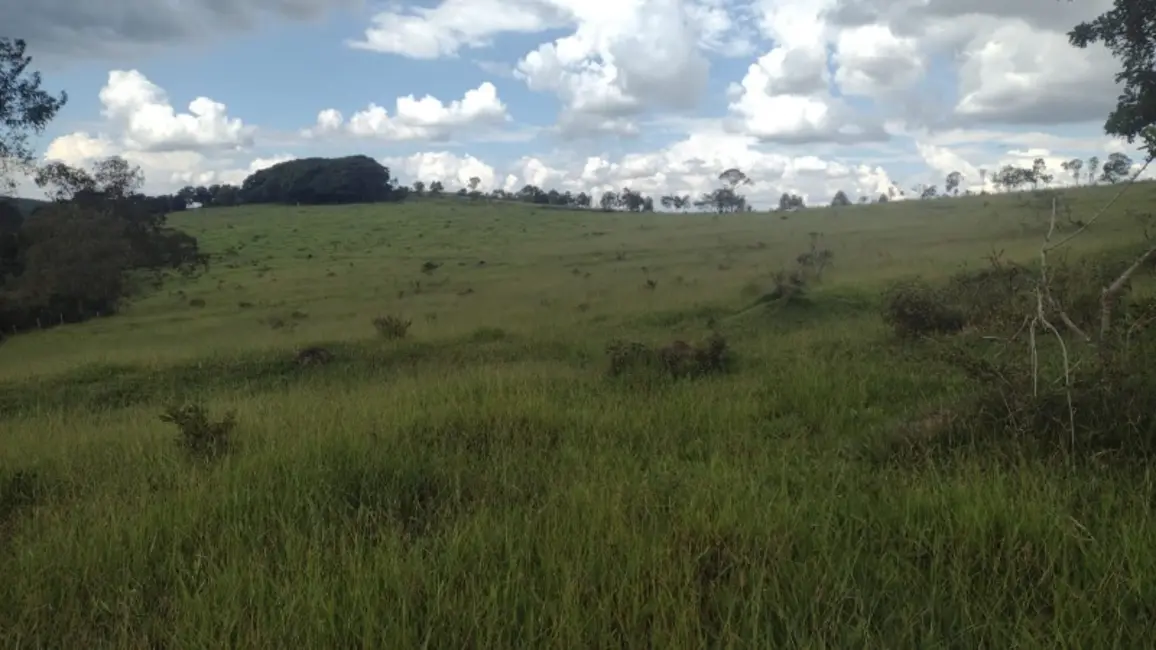 Terreno / Lote à venda, 470000m2 em Desterro De Entre Rios - MG - imagem 6 Foto 6 de Terreno / Lote à venda, 470000m2 em Desterro De Entre Rios - MG