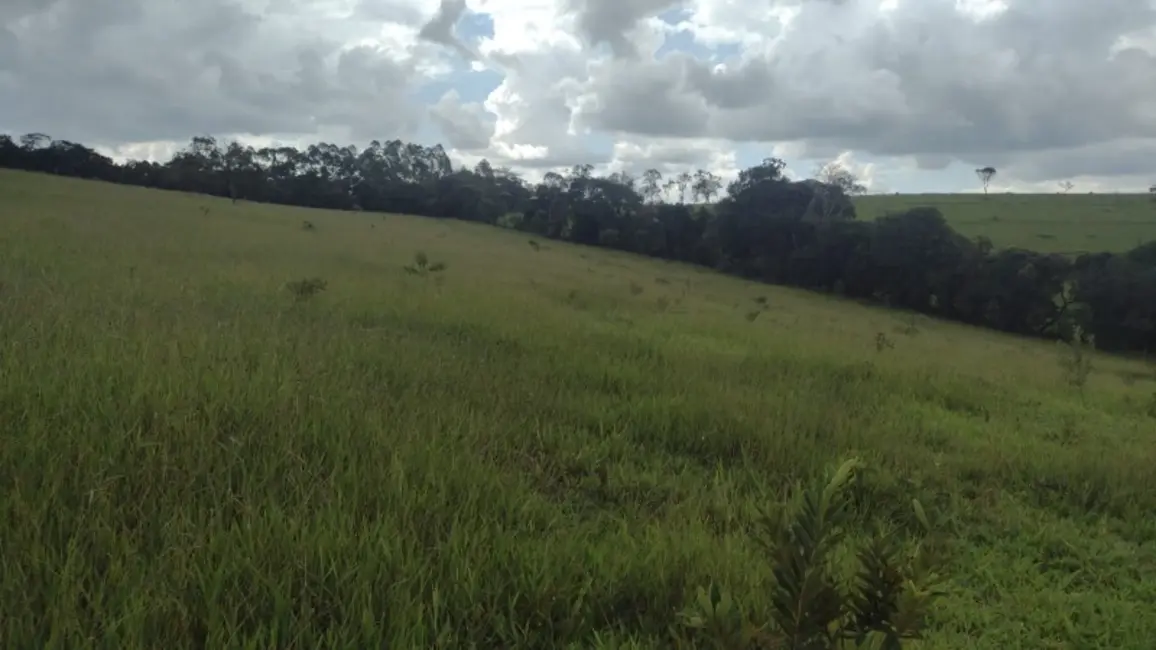 Terreno / Lote à venda, 470000m2 em Desterro De Entre Rios - MG - imagem 7 Foto 7 de Terreno / Lote à venda, 470000m2 em Desterro De Entre Rios - MG