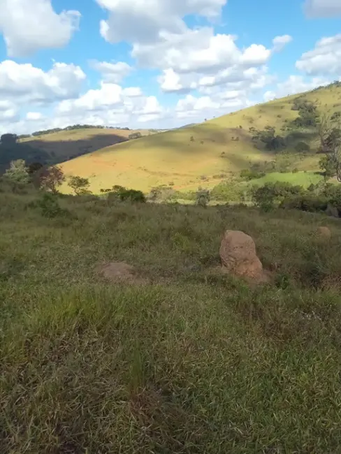 Terreno / Lote à venda, 190000m2 em Desterro De Entre Rios - MG - imagem 4 Foto 4 de Terreno / Lote à venda, 190000m2 em Desterro De Entre Rios - MG