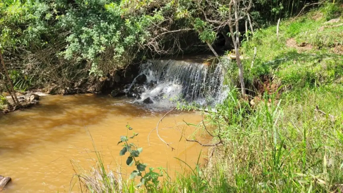 Foto 5 de Terreno / Lote à venda, 20000m2 em Entre Rios De Minas - MG