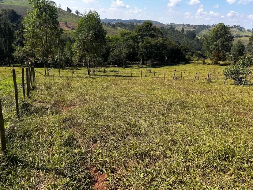 Foto 1 de Chácara à venda em Entre Rios De Minas - MG
