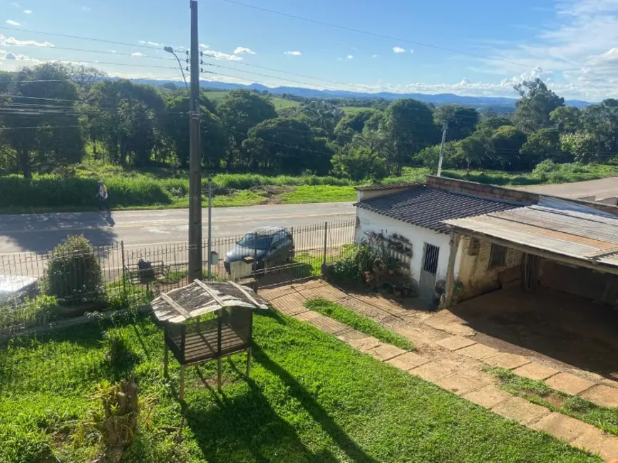 Foto 4 de Casa com 5 quartos à venda, 200m2 em Castro, Entre Rios De Minas - MG