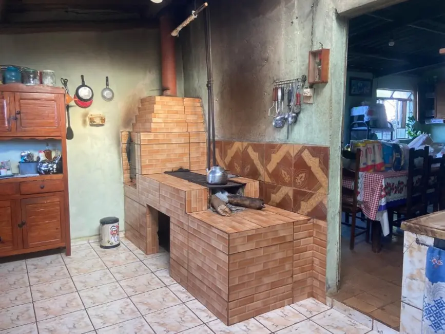 Foto 9 de Casa com 5 quartos à venda, 200m2 em Castro, Entre Rios De Minas - MG