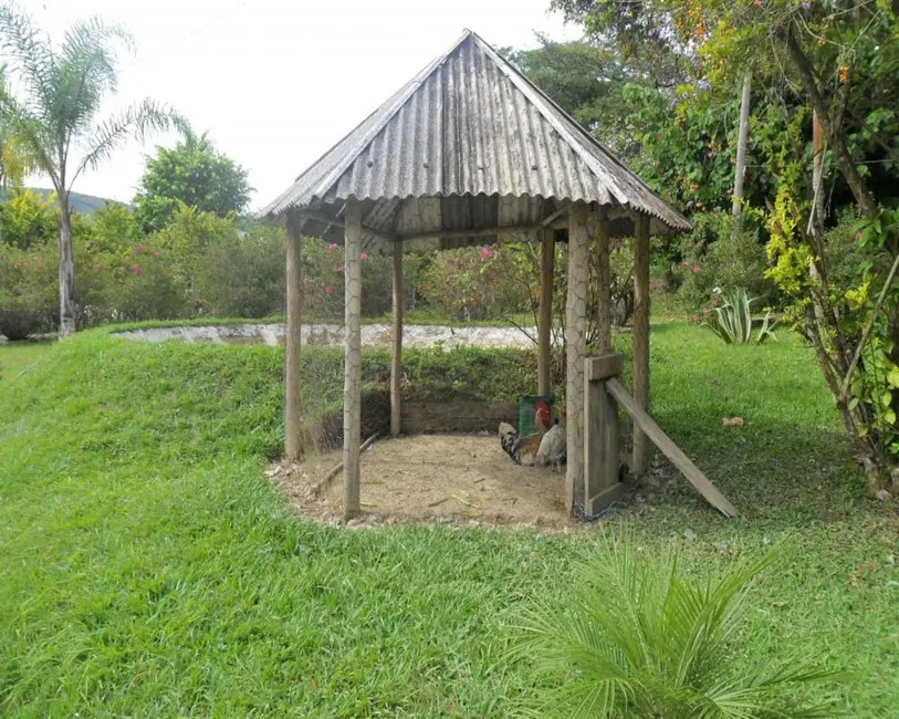 Foto 3 de Loja com 3 quartos à venda em Resende Costa - MG