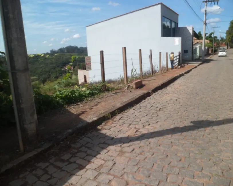 Foto 3 de Terreno / Lote à venda, 600m2 em Centro, Entre Rios De Minas - MG