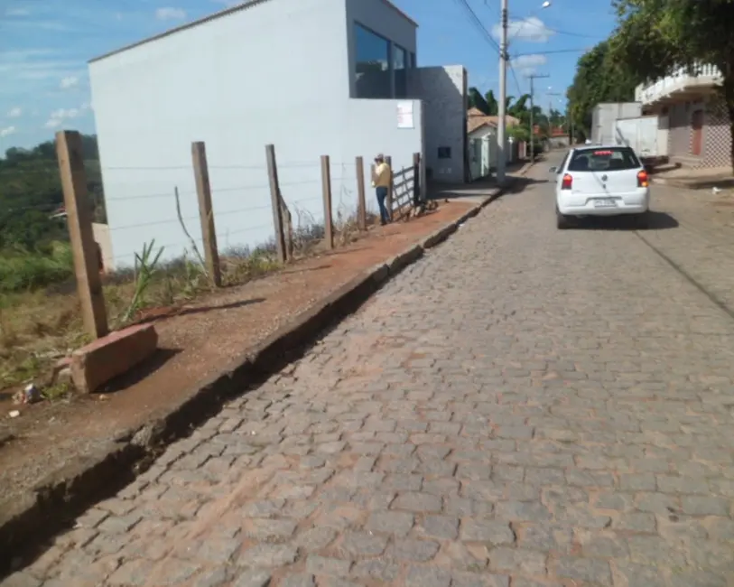 Foto 4 de Terreno / Lote à venda, 600m2 em Centro, Entre Rios De Minas - MG