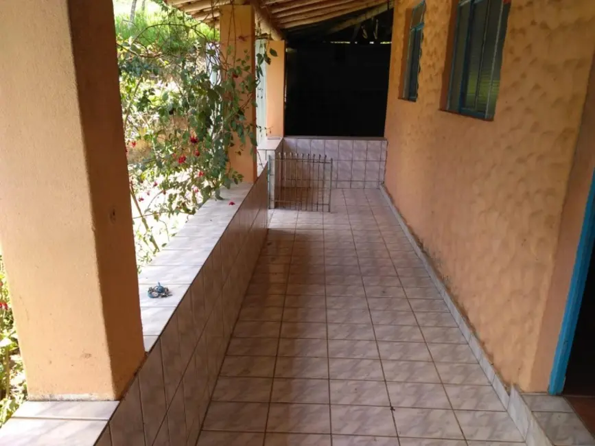 Foto 1 de Sítio / Rancho à venda, 30000m2 em Desterro De Entre Rios - MG