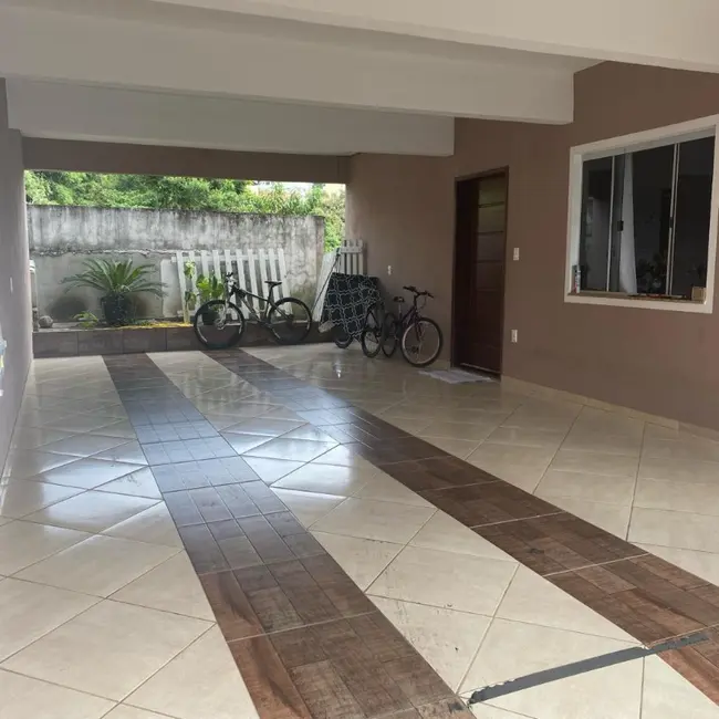 Foto 2 de Casa com 6 quartos à venda, 450m2 em Centro, Entre Rios De Minas - MG