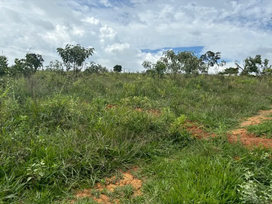 Foto 3 de Terreno / Lote à venda, 20000m2 em Castro, Entre Rios De Minas - MG