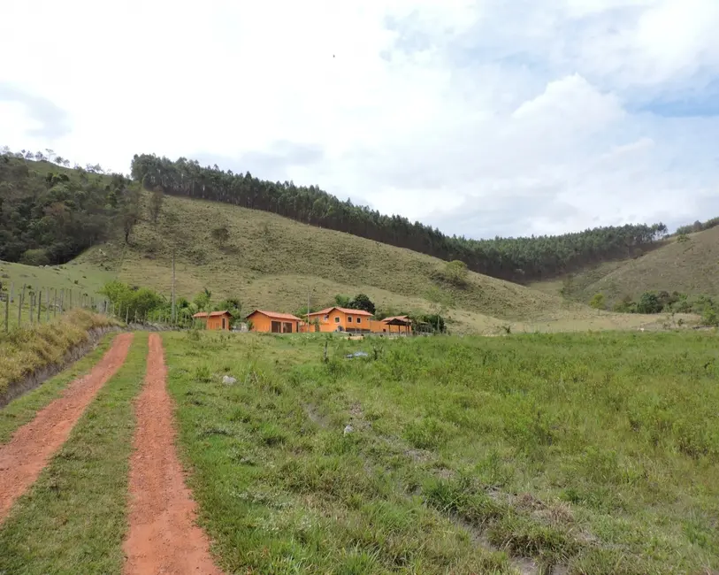 Foto 2 de Sítio / Rancho à venda em Entre Rios De Minas - MG