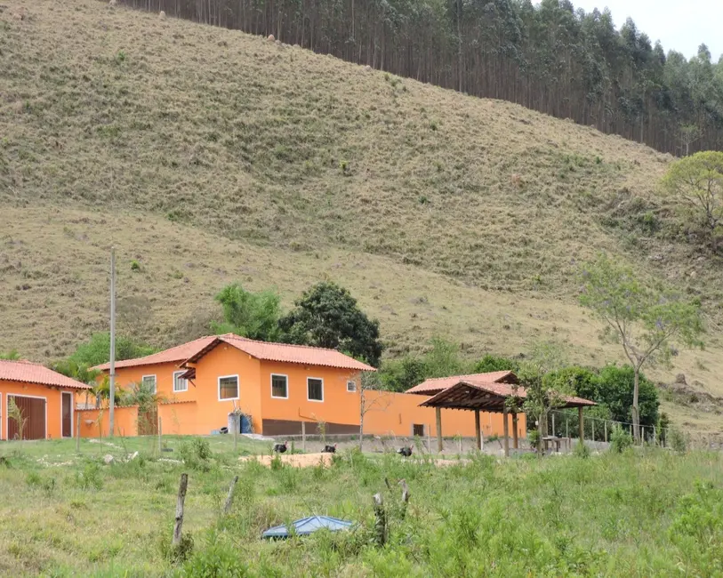 Foto 1 de Sítio / Rancho à venda em Entre Rios De Minas - MG