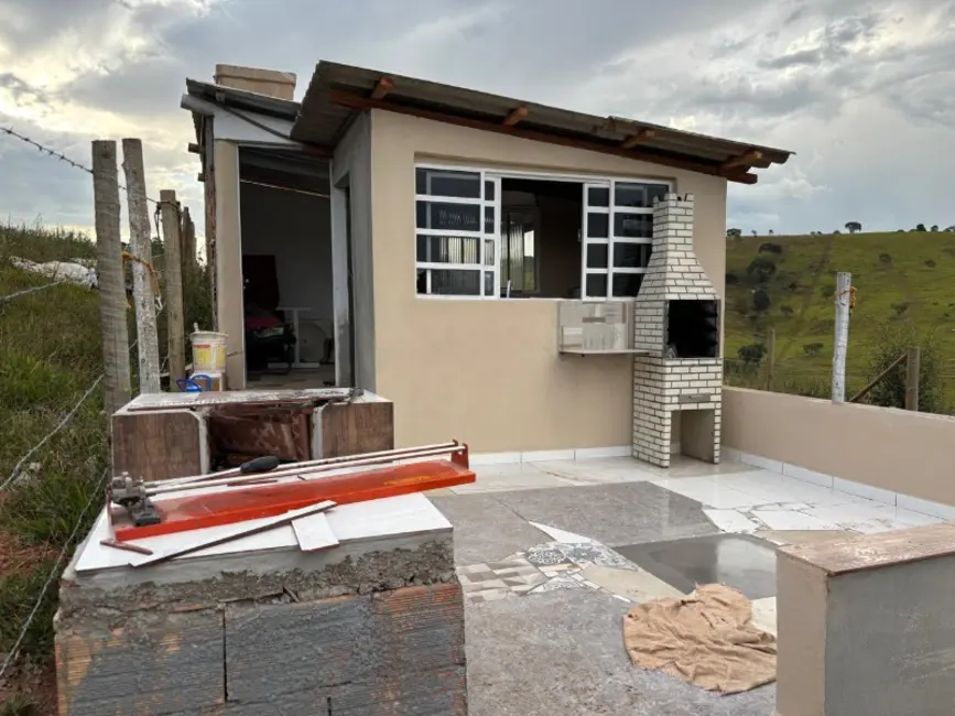 Foto 3 de Chácara à venda em Entre Rios De Minas - MG