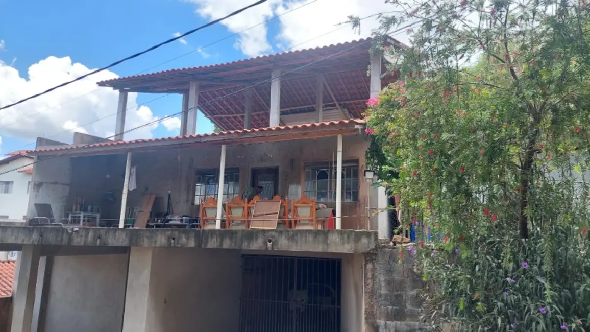 Foto 1 de Casa com 3 quartos para alugar, 70m2 em Entre Rios De Minas - MG