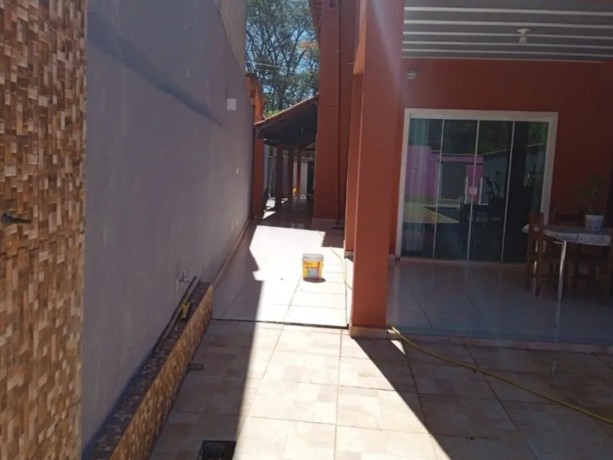 Foto 9 de Casa com 4 quartos à venda, 250m2 em Entre Rios De Minas - MG