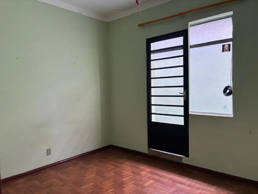 Foto 4 de Casa com 6 quartos à venda, 2000m2 em Centro, Entre Rios De Minas - MG