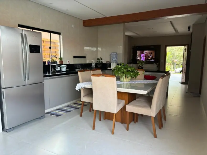 Foto 4 de Casa com 2 quartos à venda, 190m2 em Entre Rios De Minas - MG