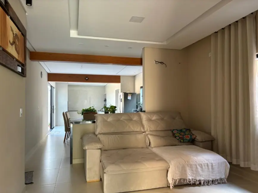 Foto 3 de Casa com 2 quartos à venda, 190m2 em Entre Rios De Minas - MG