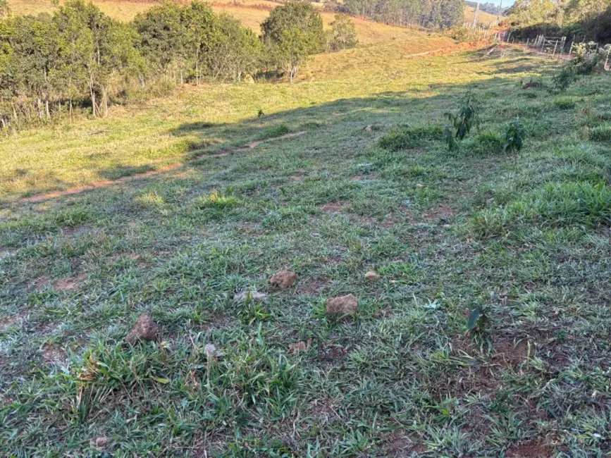 Foto 2 de Terreno / Lote à venda, 180000m2 em Desterro De Entre Rios - MG
