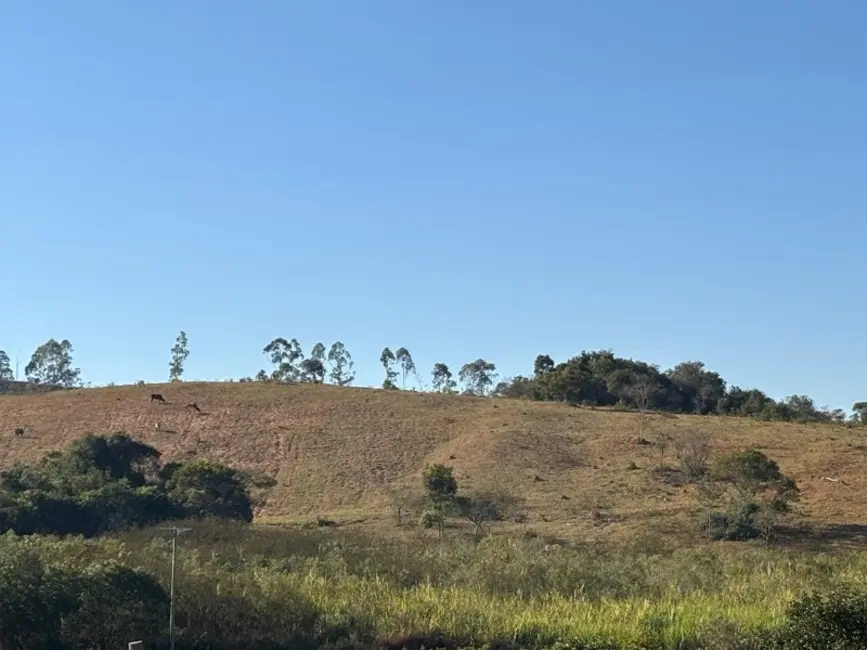 Terreno / Lote à venda, 180000m2 em Desterro De Entre Rios - MG - imagem 4 Foto 4 de Terreno / Lote à venda, 180000m2 em Desterro De Entre Rios - MG
