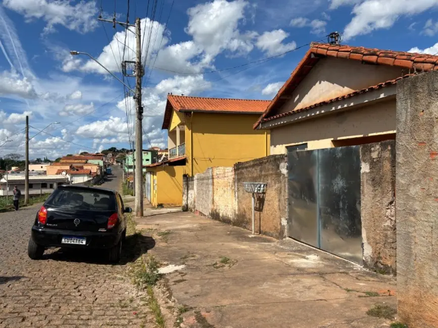 Foto 2 de Casa com 3 quartos à venda, 60m2 em Entre Rios De Minas - MG