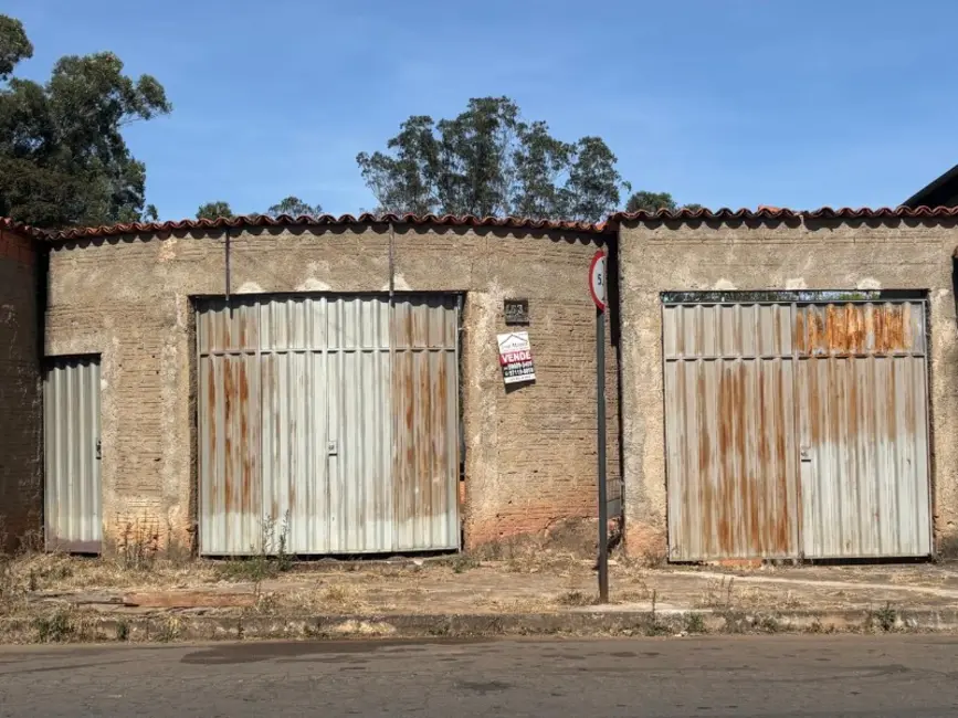 Foto 1 de Terreno / Lote à venda, 210m2 em Entre Rios De Minas - MG