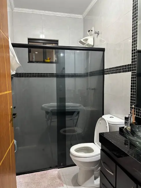 Foto 3 de Casa com 3 quartos à venda, 309m2 em Entre Rios De Minas - MG