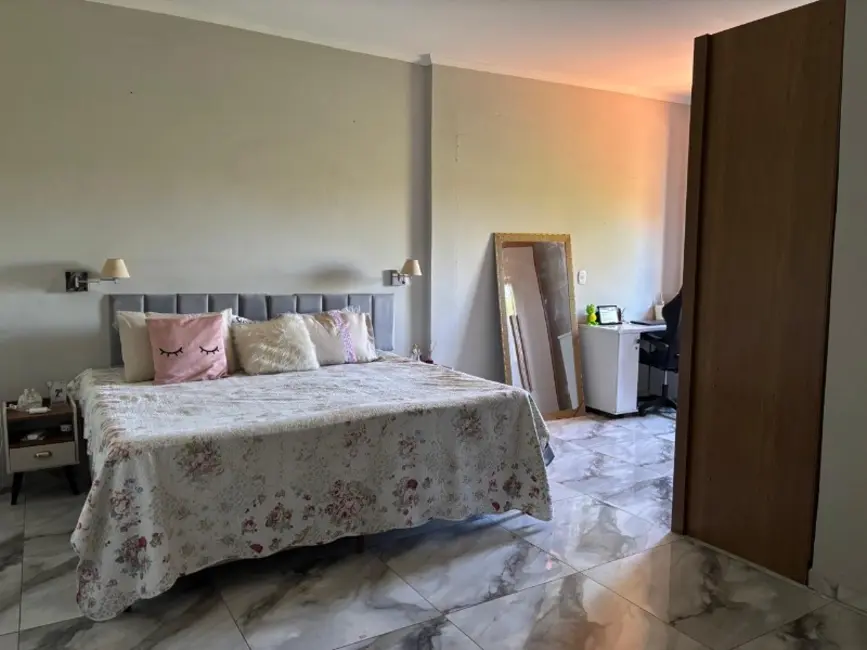 Foto 6 de Casa com 3 quartos à venda, 309m2 em Entre Rios De Minas - MG