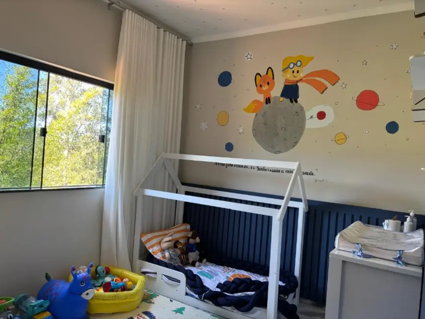 Foto 2 de Casa com 3 quartos à venda, 309m2 em Entre Rios De Minas - MG