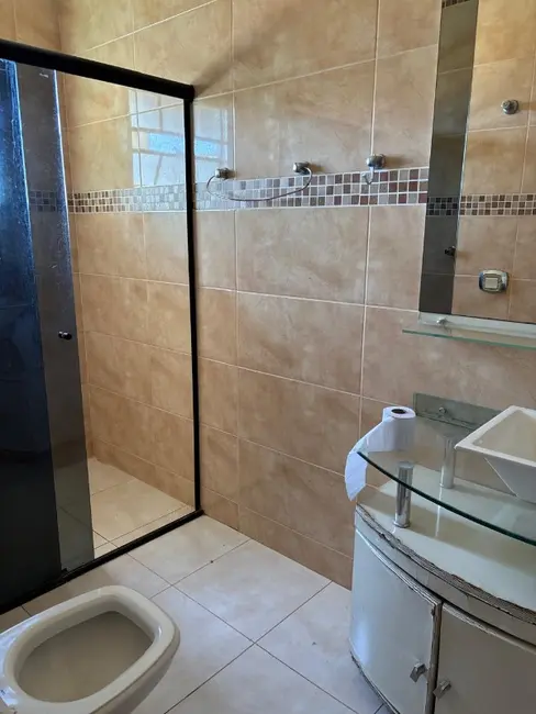 Foto 9 de Casa com 3 quartos para alugar, 90m2 em Entre Rios De Minas - MG