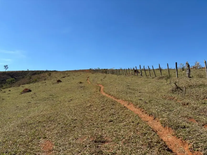 Terreno / Lote à venda, 270000m2 em Desterro De Entre Rios - MG - imagem 7 Foto 7 de Terreno / Lote à venda, 270000m2 em Desterro De Entre Rios - MG