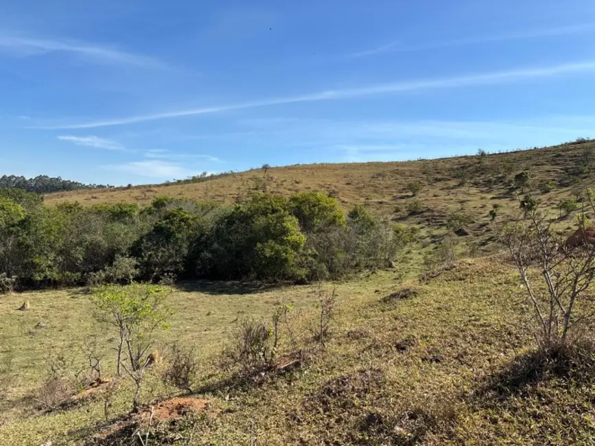 Terreno / Lote à venda, 270000m2 em Desterro De Entre Rios - MG - imagem 2 Foto 2 de Terreno / Lote à venda, 270000m2 em Desterro De Entre Rios - MG