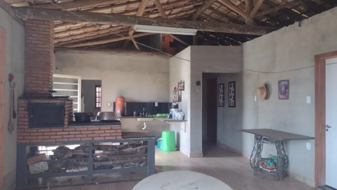 Foto 4 de Sítio / Rancho à venda em Desterro De Entre Rios - MG