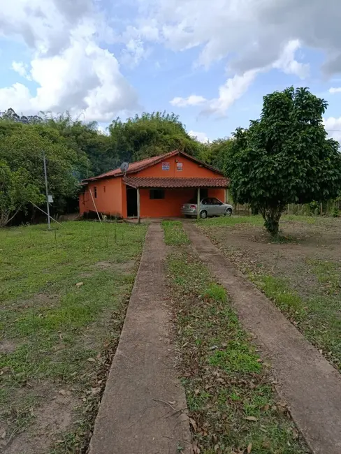Foto 1 de Chácara à venda em Entre Rios De Minas - MG