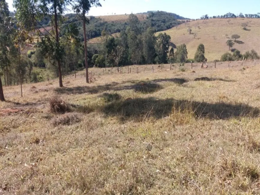 Terreno / Lote à venda, 240000m2 em Desterro De Entre Rios - MG - imagem 9 Foto 9 de Terreno / Lote à venda, 240000m2 em Desterro De Entre Rios - MG