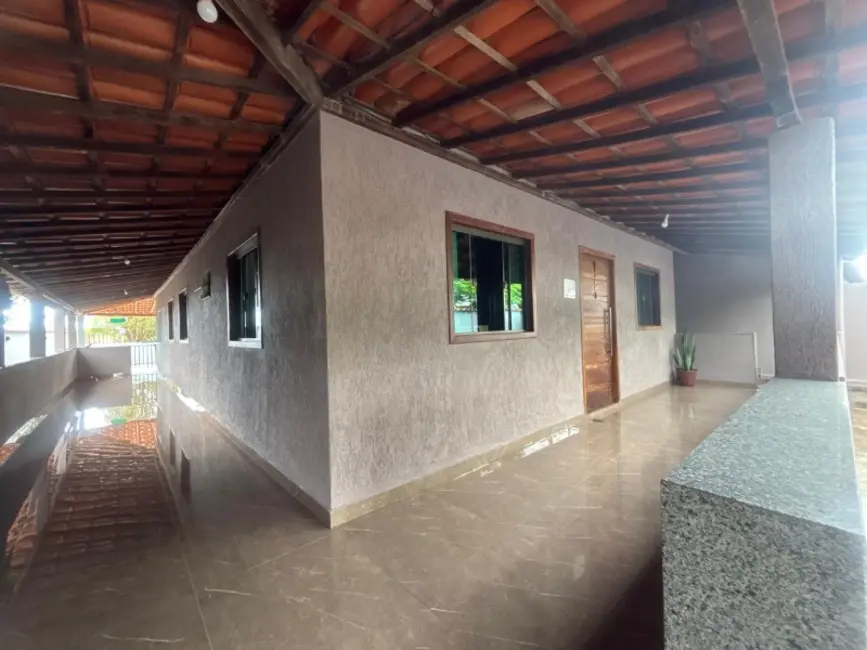 Foto 2 de Casa com 3 quartos à venda, 300m2 em Castro, Entre Rios De Minas - MG