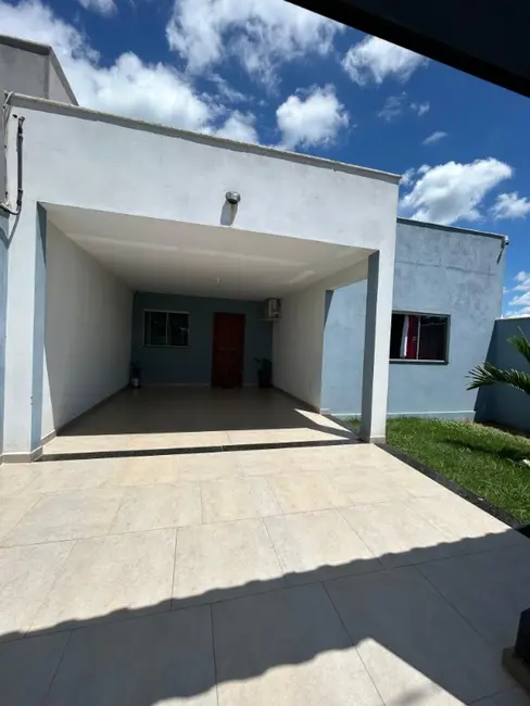 Foto 1 de Casa com 1 quarto à venda, 100m2 em Entre Rios De Minas - MG