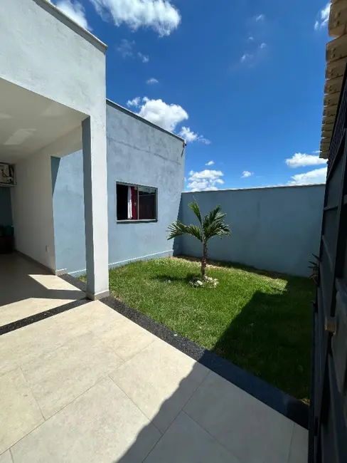 Foto 2 de Casa com 1 quarto à venda, 100m2 em Entre Rios De Minas - MG