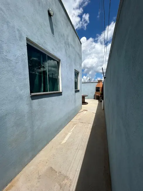 Foto 5 de Casa com 1 quarto à venda, 100m2 em Entre Rios De Minas - MG