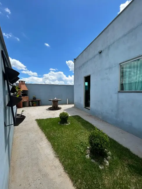 Foto 4 de Casa com 1 quarto à venda, 100m2 em Entre Rios De Minas - MG