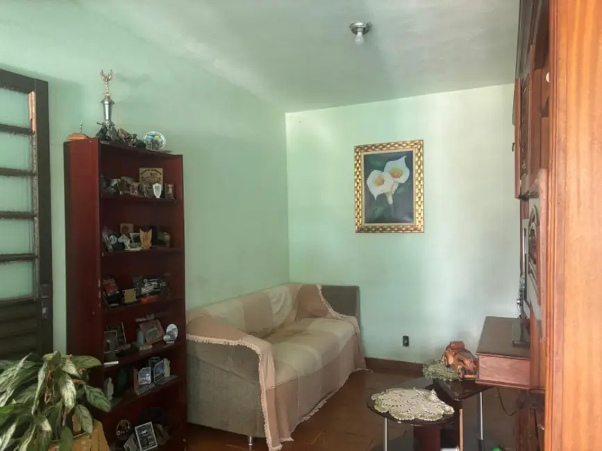Foto 2 de Casa com 7 quartos à venda, 400m2 em Centro, Entre Rios De Minas - MG