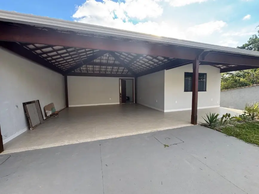 Foto 2 de Casa com 1 quarto à venda, 408m2 em Entre Rios De Minas - MG