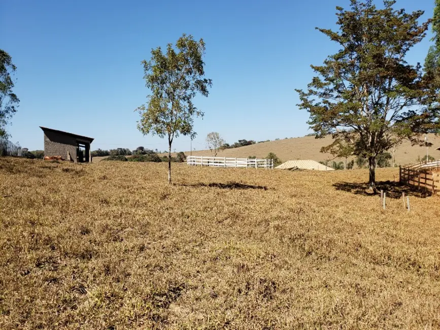 Foto 9 de Sítio / Rancho à venda em Entre Rios De Minas - MG