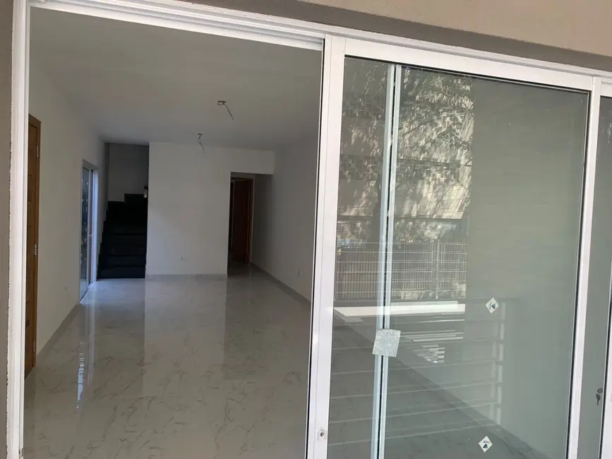 Foto 4 de Sobrado com 5 quartos à venda e para alugar, 300m2 em Lauzane Paulista, São Paulo - SP