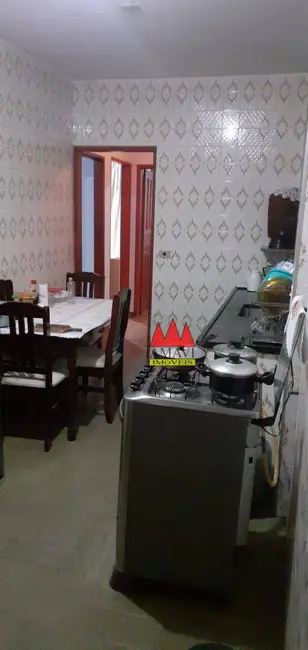 Foto 6 de Casa com 3 quartos à venda, 300m2 em Vila Dionisia, São Paulo - SP