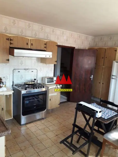 Foto 6 de Sobrado com 3 quartos à venda, 212m2 em Vila Irmãos Arnoni, São Paulo - SP