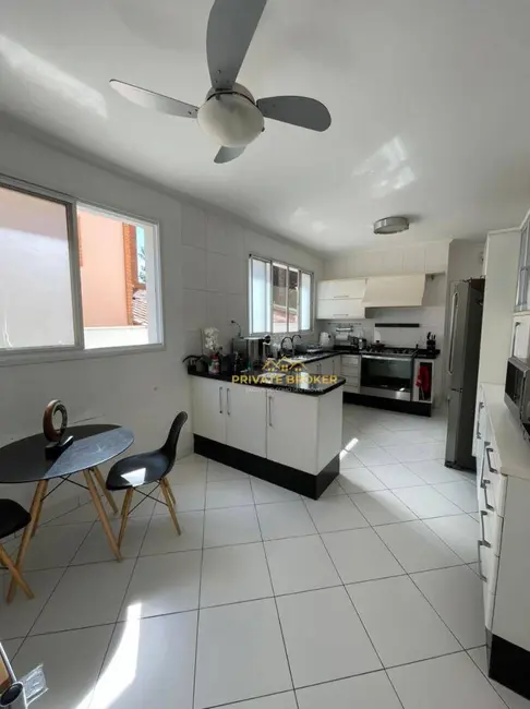 Foto 4 de Casa de Condomínio com 4 quartos à venda, 315m2 em Santana De Parnaiba - SP