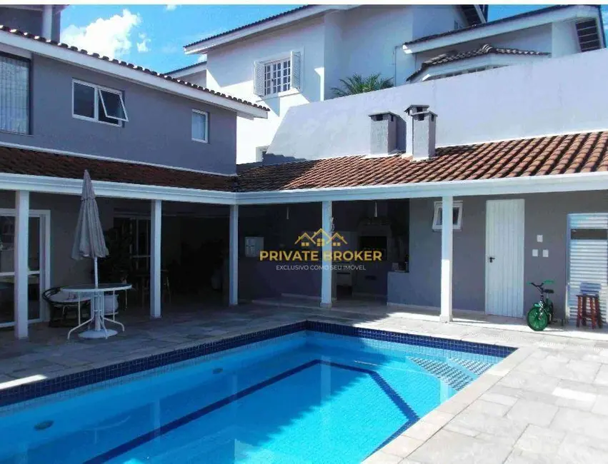 Foto 1 de Casa de Condomínio com 4 quartos à venda e para alugar, 360m2 em Santana De Parnaiba - SP