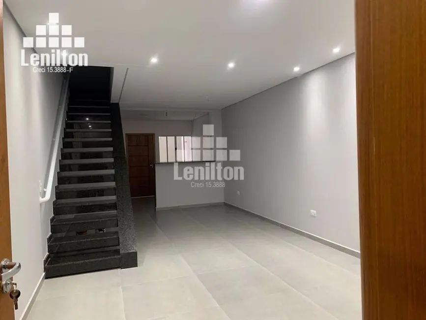 Foto 2 de Sobrado com 3 quartos à venda, 210m2 em Parque das Nações, Santo Andre - SP